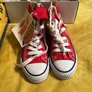 Dickies Footwear Men’s 5 Canvas Red Logo High Top Sneaker